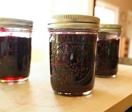 I Canned Fruit and My Jars are Sticky! Help! – Food in Jars